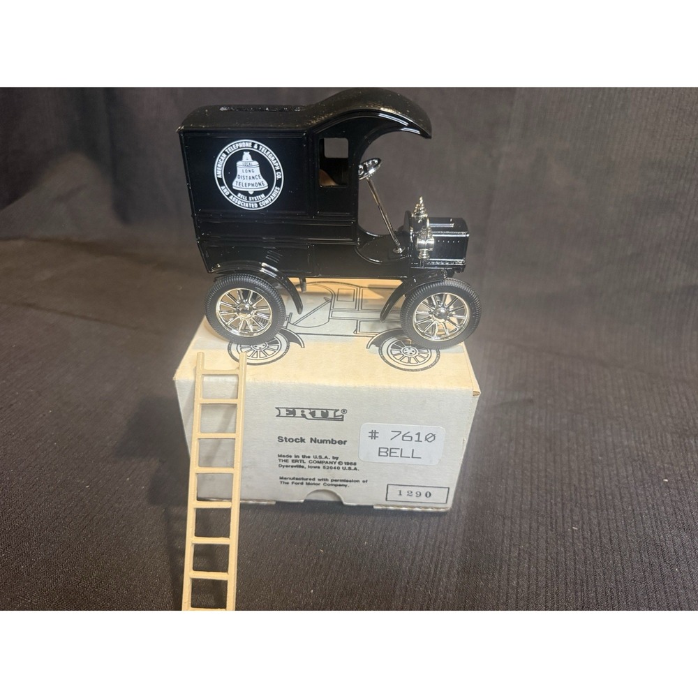 ERTL 1:25 AT&T Bell Long Distance Telephone Ford 1905 Truck Bank 7610